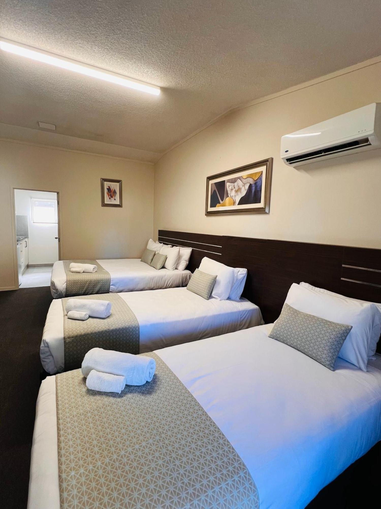 Auckland Airport Kiwi Motel Exteriör bild